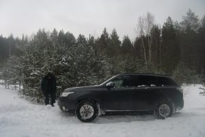 Эксперт Ладушкин разъяснил, как подготовиться к зимнему путешествию на машине